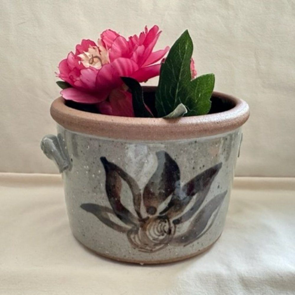 Vintage 1970's Studio Stoneware Pottery Decorative Crock Pot